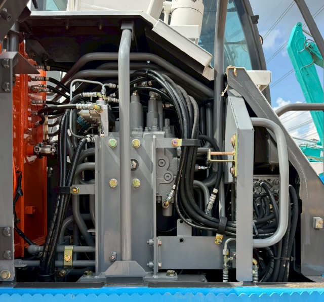 ขายรถขุด HITACHI ZX140W-3 ปี 2012 หัวคีบ นำเข้าจากญี่ปุ่น พร้อมใช้ มีVDOการทำงานครับ ขายรถขุด HITACHI ZX140W-3 ปี 2012 หัวคีบ นำเข้าจากญี่ปุ่น พร้อมใช้ มีVDOการทำงานครับ