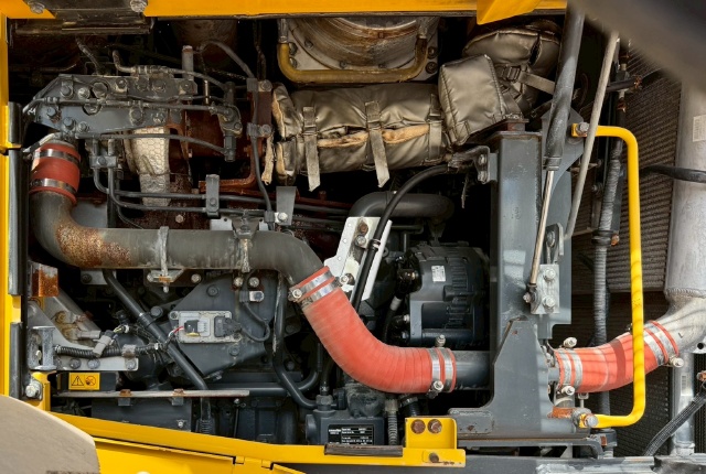 ขายรถตักล้อยาง KOMATSU WA470-8 ปี 2017 นำเข้าจากญี่ปุ่น พร้อมใช้ มีVDOการทำงานครับ ขายรถตักล้อยาง KOMATSU WA470-8 ปี 2017 นำเข้าจากญี่ปุ่น พร้อมใช้ มีVDOการทำงานครับ