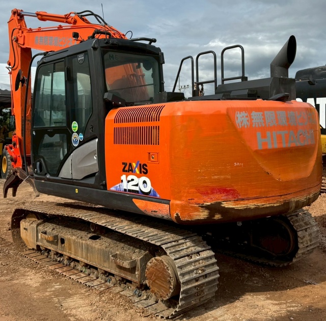 ขายรถขุด HITACHI ZX120-6 ปี 2019 หัวคีบไม้ พร้อมใช้ มีVDOการทำงานครับ