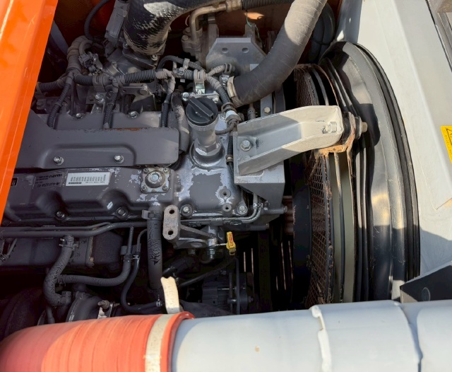 ขายรถขุด HITACHI ZX120-5B ปี 2016 อาร์มพิเศษ นำเข้าจากญี่ปุ่น พร้อมใช้ มีVDOการทำงานครับ