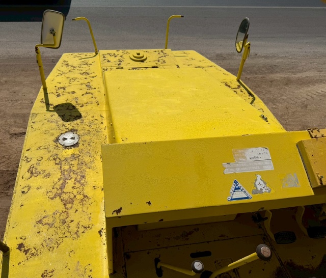 ขายรถบด HITACHI RT200W-C นำเข้าจากญี่ปุ่น พร้อมใช้ มีVDOการทำงานครับ ขายรถบด HITACHI RT200W-C นำเข้าจากญี่ปุ่น พร้อมใช้ มีVDOการทำงานครับ