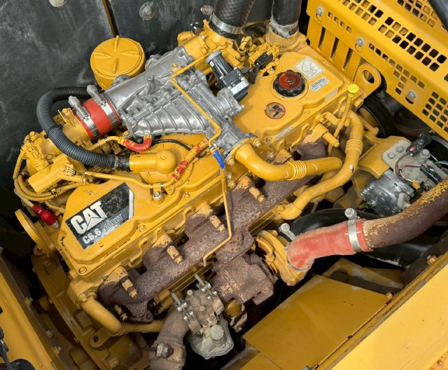 ขายรถขุด CAT 320E ปี 2015 นำเข้าจากญี่ปุ่น พร้อมใช้ มีVDOการทำงานครับ ขายรถขุด CAT 320E ปี 2015 นำเข้าจากญี่ปุ่น พร้อมใช้ มีVDOการทำงานครับ