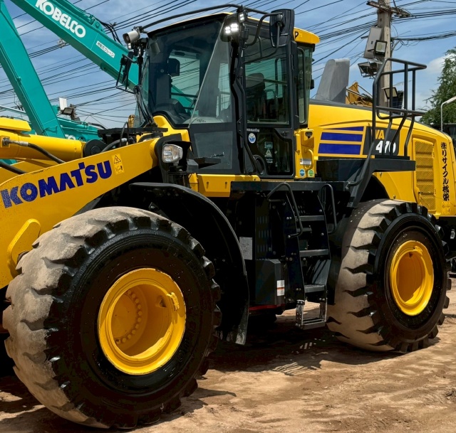 ขายรถตักล้อยาง KOMATSU WA470-10 ปี 2022 นำเข้าจากญี่ปุ่น พร้อมใช้ มีVDOการทำงานครับ