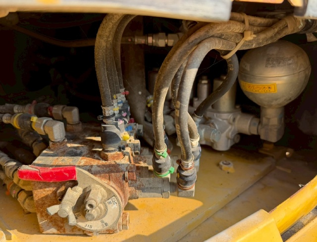 ขายรถขุด KOMATSU PC78US-8 ปี 2014 นำเข้าจากญี่ปุ่น พร้อมใช้ มีVDOการทำงานครับ