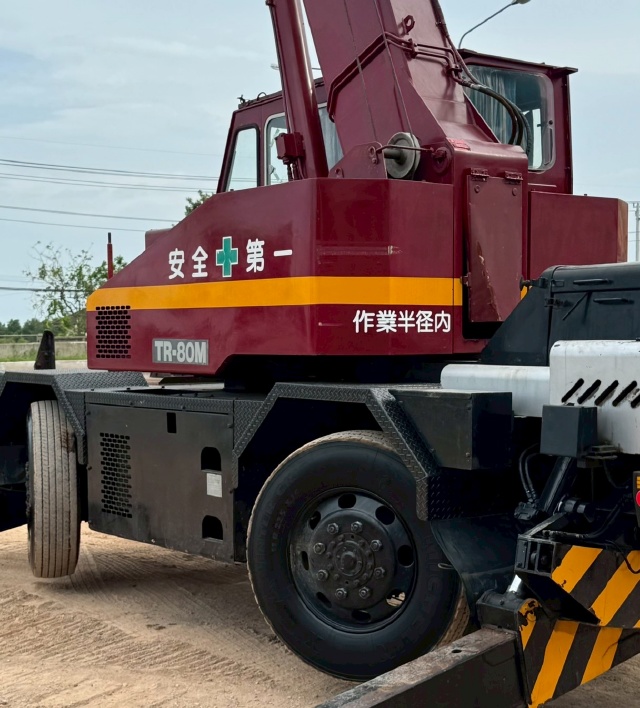 ขายรถเครน TADANO TR80M-1 (ขนาด 8 ตัน) ปี 1994 นำเข้าจากญี่ปุ่น พร้อมใช้ มีVDOการทำงานครับ