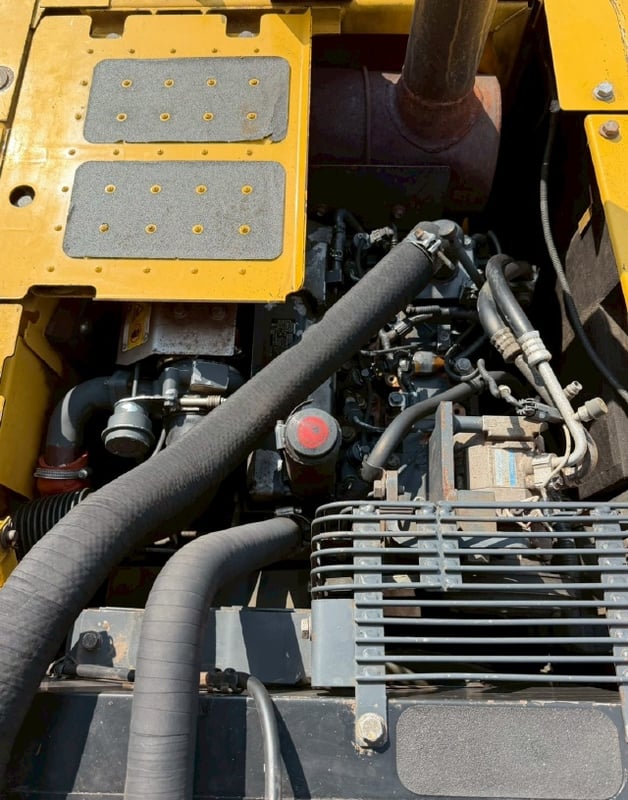 ขายรถขุด KOMATSU PC120-8 หัวคีบ นำเข้าจากญี่ปุ่น พร้อมใช้ มีVDOการทำงานครับ ขายรถขุด KOMATSU PC120-8 หัวคีบ นำเข้าจากญี่ปุ่น พร้อมใช้ มีVDOการทำงานครับ