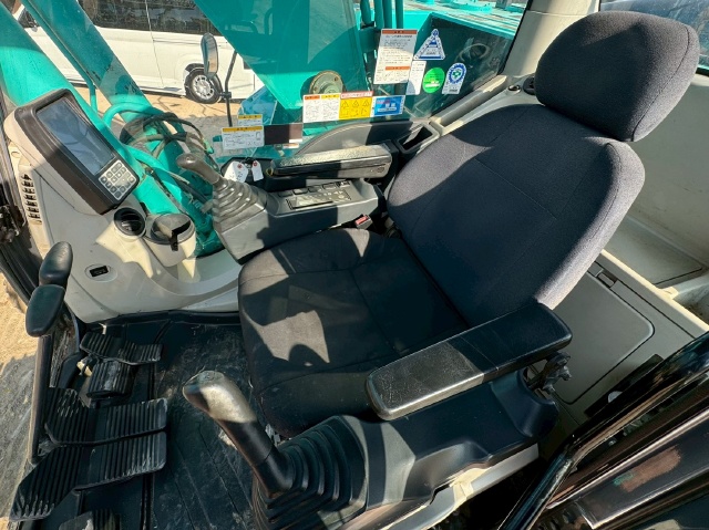 ขายรถขุด KOBELCO SK200 MARK 9 ปี 2015 นำเข้าจากญี่ปุ่น พร้อมใช้ มีVDOการทำงานครับ