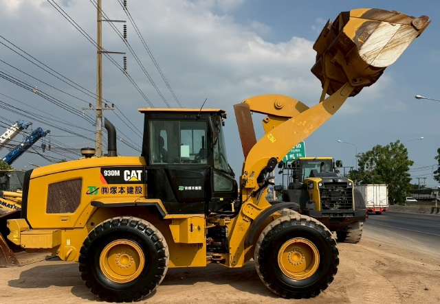 ขายรถตักล้อยาง CAT 930M ปี 2016 นำเข้าจากญี่ปุ่น พร้อมใช้ มีVDOการทำงานครับ ขายรถตักล้อยาง CAT 930M ปี 2016 นำเข้าจากญี่ปุ่น พร้อมใช้ มีVDOการทำงานครับ