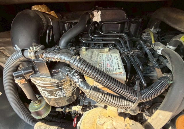 ขายรถขุด KOMATSU PC35MR-2 ปี 2003 อาร์มพิเศษ นำเข้าจากญี่ปุ่น พร้อมใช้ มีVDOการทำงานครับ