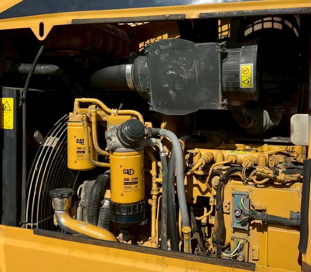 ขายรถดันดิน CAT D5K ปี 2010 พร้อมใช้ มีVDOการทำงานครับ