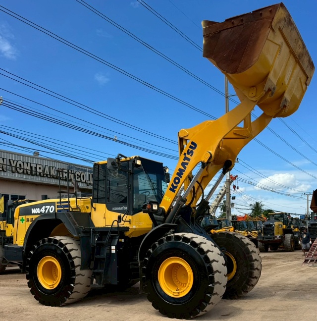 ขายรถตักล้อยาง KOMATSU WA470-8 ปี 2017 นำเข้าจากญี่ปุ่น พร้อมใช้ มีVDOการทำงานครับ