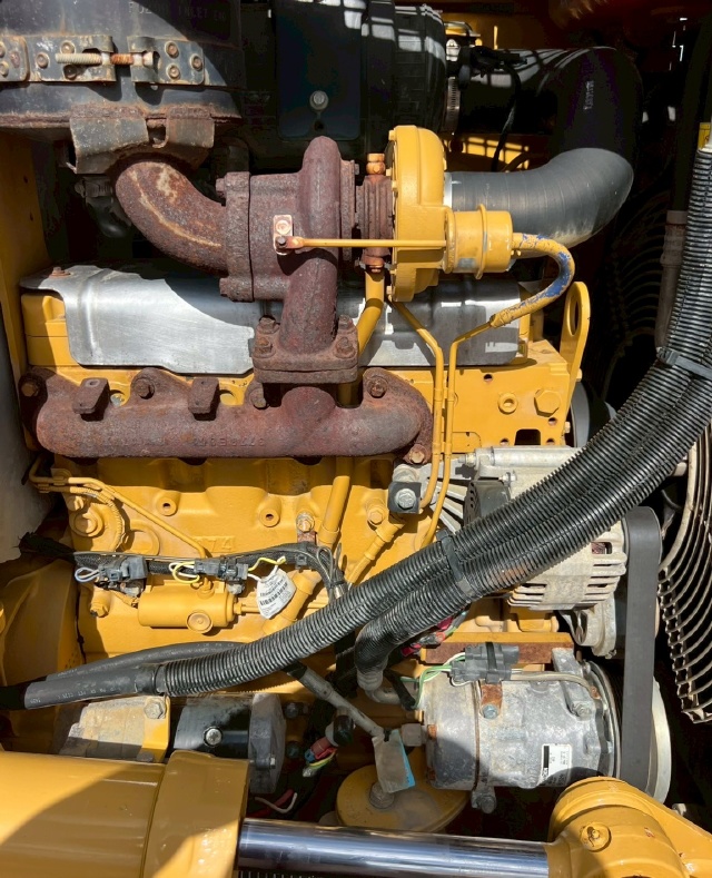 ขายรถดันดิน CAT D5K ปี 2010 พร้อมใช้ มีVDOการทำงานครับ