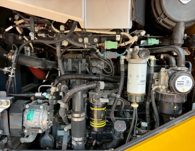 ขายรถตักล้อยาง KOMATSU WA320-8 ปี 2022 พร้อมใช้ มีVDOการทำงานครับ