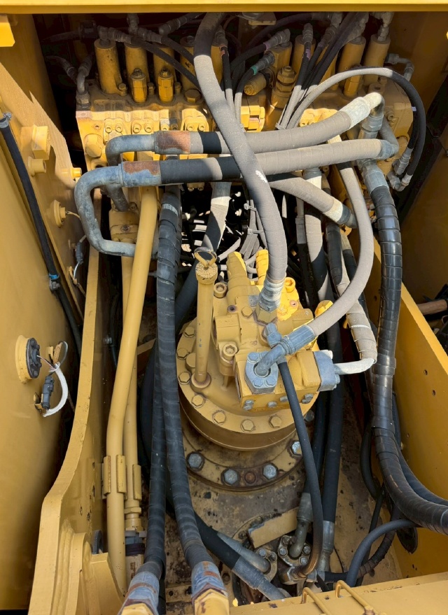 ขายรถขุด CAT 320DL ปี 2012 บูมยาว 16 เมตร นำเข้าจากญี่ปุ่น พร้อมใช้ มีVDOการทำงานครับ