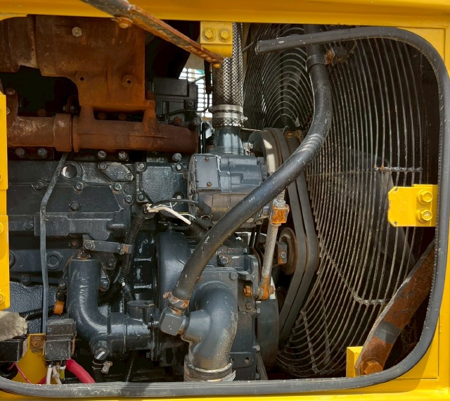 ขายรถตักล้อยาง KOMATSU WA500-3นำเข้าจากญี่ปุ่น พร้อมใช้ มีVDOการทำงานครับ