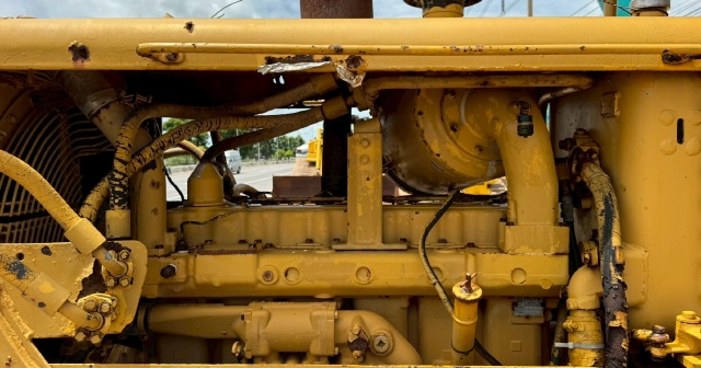 ขายรถดันดิน CAT D5 พร้อมใช้ มีVDOการทำงานครับ