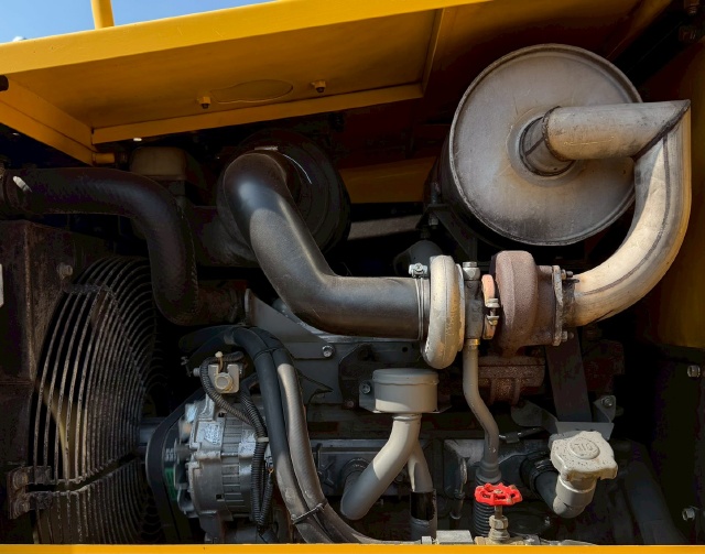 ขายรถตักล้อยาง TCM L13-3 ปี 2006 นำเข้าจากญี่ปุ่น พร้อมใช้ มีVDOการทำงานครับ ขายรถตักล้อยาง TCM L13-3 ปี 2006 นำเข้าจากญี่ปุ่น พร้อมใช้ มีVDOการทำงานครับ