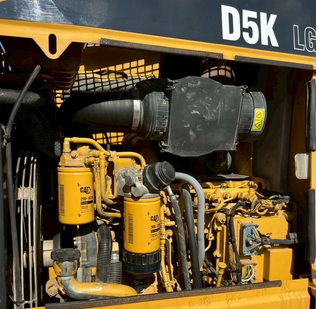 ขายรถดันดิน CAT D5K ปี 2010 พร้อมใช้ มีVDOการทำงานครับ