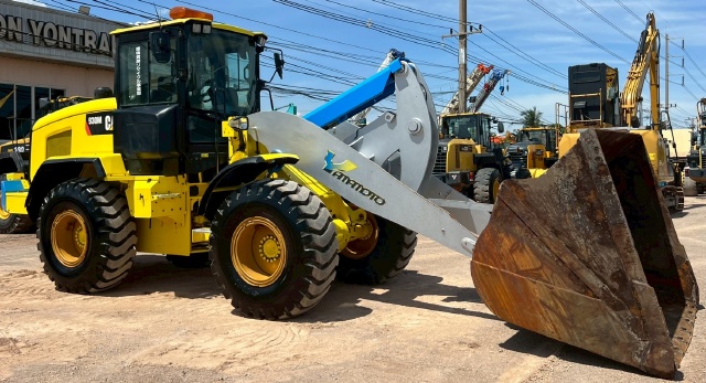 ขายรถตักล้อยาง CAT 930M ปี 2019 แขนยาวพิเศษ นำเข้าจากญี่ปุ่น พร้อมใช้ มีVDOการทำงานครับ