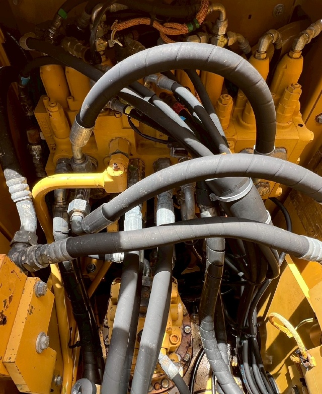 ขายรถขุด CAT 312E ปี 2013 หัวคีบไม้ นำเข้าจากญี่ปุ่น พร้อมใช้ มีVDOการทำงานครับ