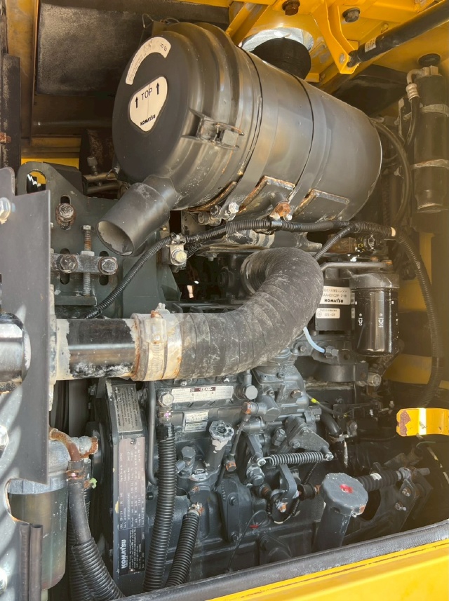 ขายรถตักล้อยาง KOMATSU WA150-5 พร้อมใช้ มีVDOการทำงานครับ