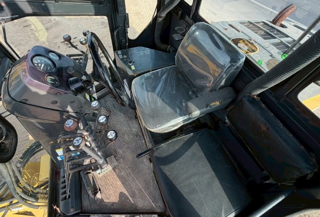 ขายรถเกรด KOMATSU GD355A-3 นำเข้าจากญี่ปุ่น พร้อมใช้ มีVDOการทำงานครับ