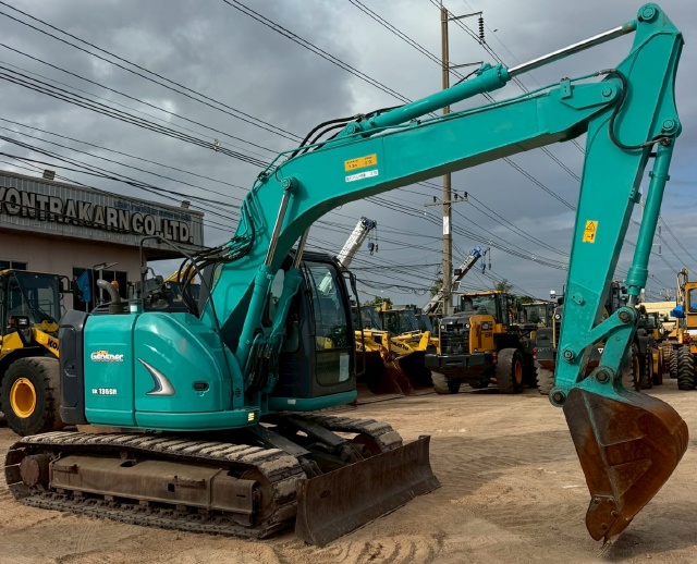 ขายรถขุด KOBELCO SK135SR-2 ปี 2012 นำเข้าจากญี่ปุ่น พร้อมใช้ มีVDOการทำงานครับ