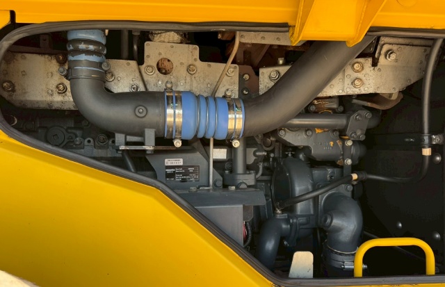 ขายรถตักล้อยาง KOMATSU WA500-7 ปี 2014 นำเข้าจากญี่ปุ่น พร้อมใช้ มีVDOการทำงานครับ