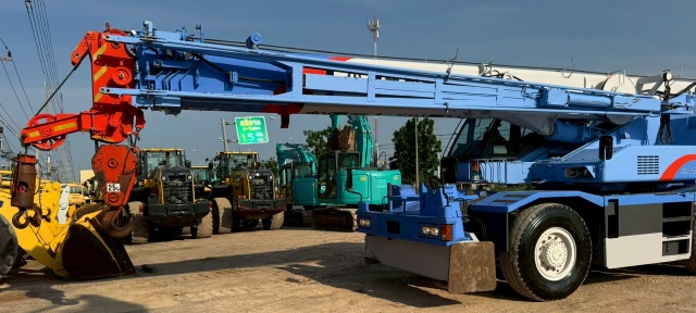 ขายรถเครน TADANO GR250N-1 (ขนาด 25 ตัน) ปี 2005 นำเข้าจากญี่ปุ่น พร้อมใช้ มีVDOการทำงานครับ ขายรถเครน TADANO GR250N-1 (ขนาด 25 ตัน) ปี 2005 นำเข้าจากญี่ปุ่น พร้อมใช้ มีVDOการทำงานครับ