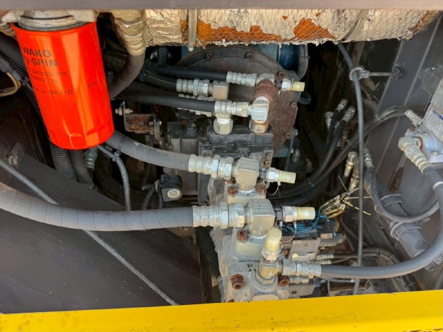 ขายรถปูยาง SUMITOMO HB31W-5B ปี 2009 (ขนาด 3.1 เมตร) นำเข้าจากญี่ปุ่น พร้อมใช้ มีVDOการทำงานครับ ขายรถปูยาง SUMITOMO HB31W-5B ปี 2009 (ขนาด 3.1 เมตร) นำเข้าจากญี่ปุ่น พร้อมใช้ มีVDOการทำงานครับ