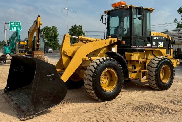 ขายรถตักล้อยาง CAT 924G แขนยาวพิเศษ นำเข้าจากญี่ปุ่น พร้อมใช้ มีVDOการทำงานครับ