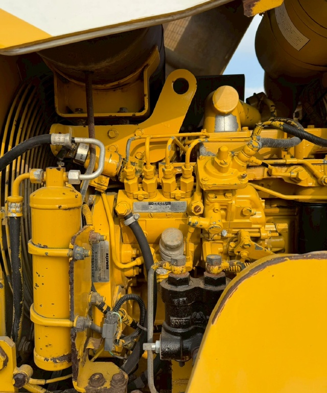 ขายรถเกรด KOMATSU GD355A-3 นำเข้าจากญี่ปุ่น พร้อมใช้ มีVDOการทำงานครับ