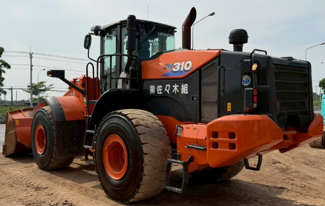 ขายรถตักล้อยาง HITACHI ZW310-6 ปี 2018 นำเข้าจากญี่ปุ่น พร้อมใช้ มีVDOการทำงานครับ