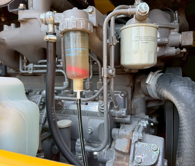 ขายรถตักล้อยาง TCM L13-3 ปี 2006 นำเข้าจากญี่ปุ่น พร้อมใช้ มีVDOการทำงานครับ ขายรถตักล้อยาง TCM L13-3 ปี 2006 นำเข้าจากญี่ปุ่น พร้อมใช้ มีVDOการทำงานครับ