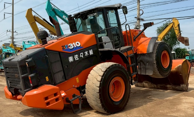 ขายรถตักล้อยาง HITACHI ZW310-6 ปี 2018 นำเข้าจากญี่ปุ่น พร้อมใช้ มีVDOการทำงานครับ