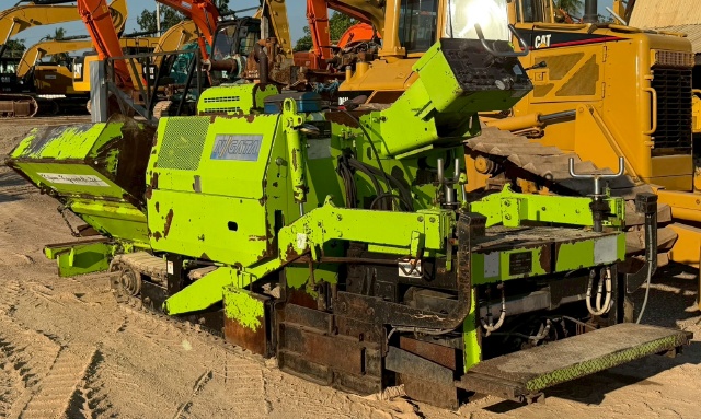 ขายรถปูยาง NIIGATA NF30CVDM (ขนาด 3 เมตร) นำเข้าจากญี่ปุ่น พร้อมใช้ มีVDOการทำงานครับ ขายรถปูยาง NIIGATA NF30CVDM (ขนาด 3 เมตร) นำเข้าจากญี่ปุ่น พร้อมใช้ มีVDOการทำงานครับ