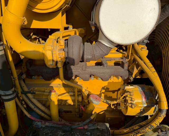 ขายรถเกรด KOMATSU GD405A-2 นำเข้าจากญี่ปุ่น พร้อมใช้ มีVDOการทำงานครับ