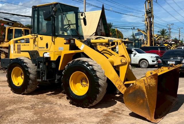 ขายรถตักล้อยาง KOMATSU WA150-5 พร้อมใช้ มีVDOการทำงานครับ