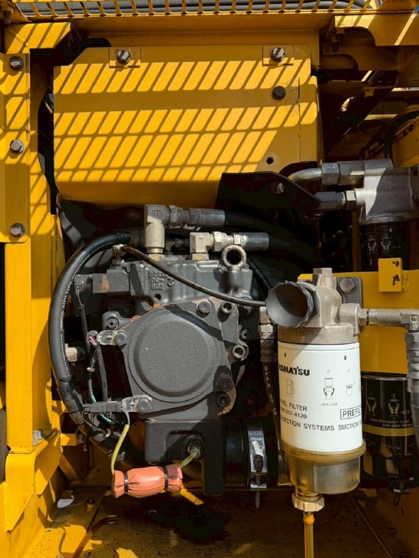 ขายรถขุด KOMATSU PC120-8 หัวคีบ นำเข้าจากญี่ปุ่น พร้อมใช้ มีVDOการทำงานครับ ขายรถขุด KOMATSU PC120-8 หัวคีบ นำเข้าจากญี่ปุ่น พร้อมใช้ มีVDOการทำงานครับ