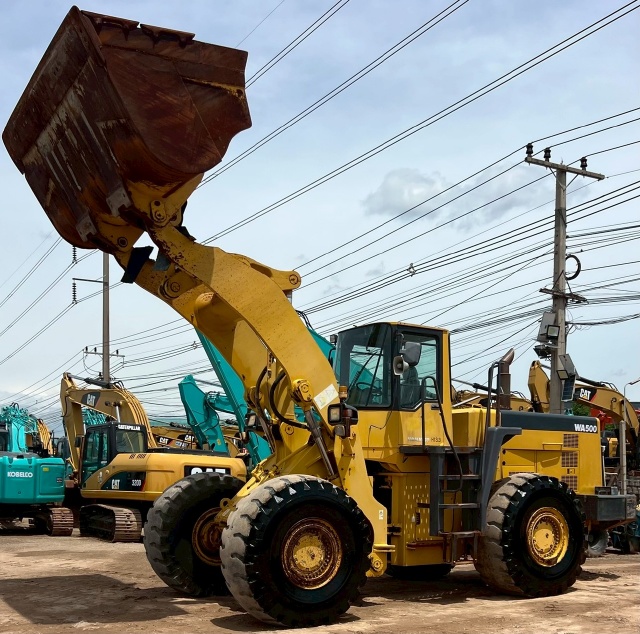 ขายรถตักล้อยาง KOMATSU WA500-3นำเข้าจากญี่ปุ่น พร้อมใช้ มีVDOการทำงานครับ