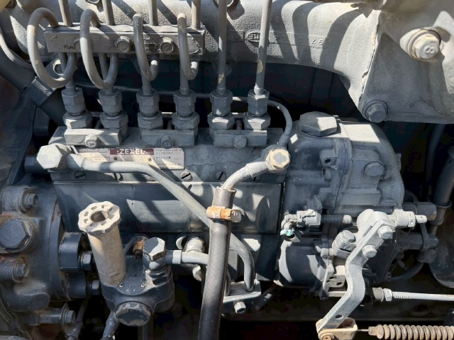 ขายรถบด HITACHI RT200W-C นำเข้าจากญี่ปุ่น พร้อมใช้ มีVDOการทำงานครับ