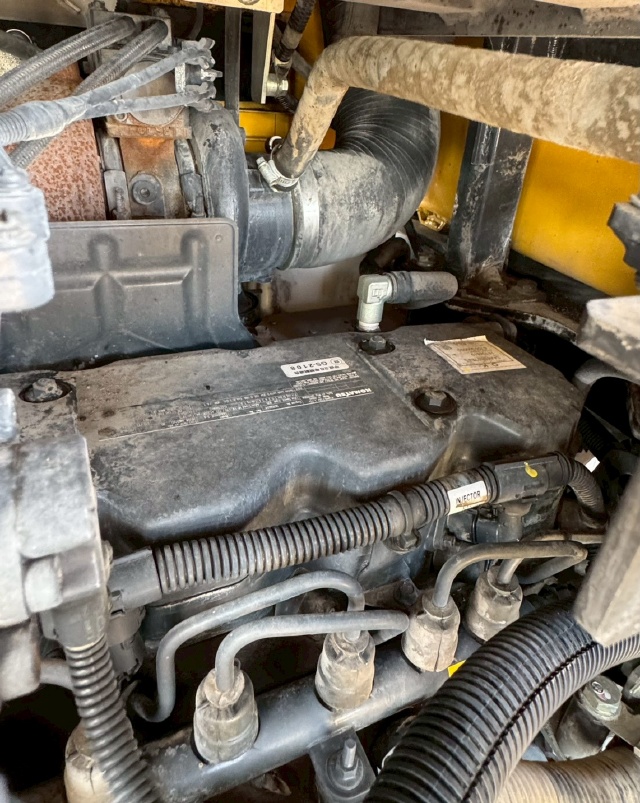 ขายรถตักล้อยาง KOMATSU WA320-8 ปี 2019 พร้อมใช้ มีVDOการทำงานครับ