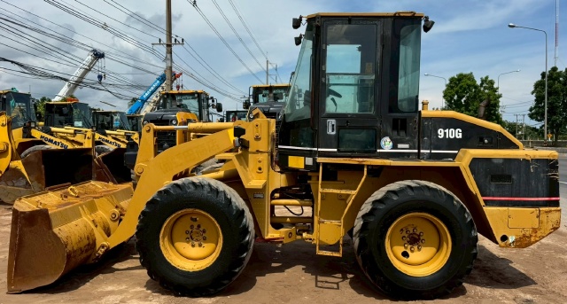 ขายรถตักล้อยาง CAT 910G พร้อมใช้ มีVDOการทำงานครับ ขายรถตักล้อยาง CAT 910G พร้อมใช้ มีVDOการทำงานครับ