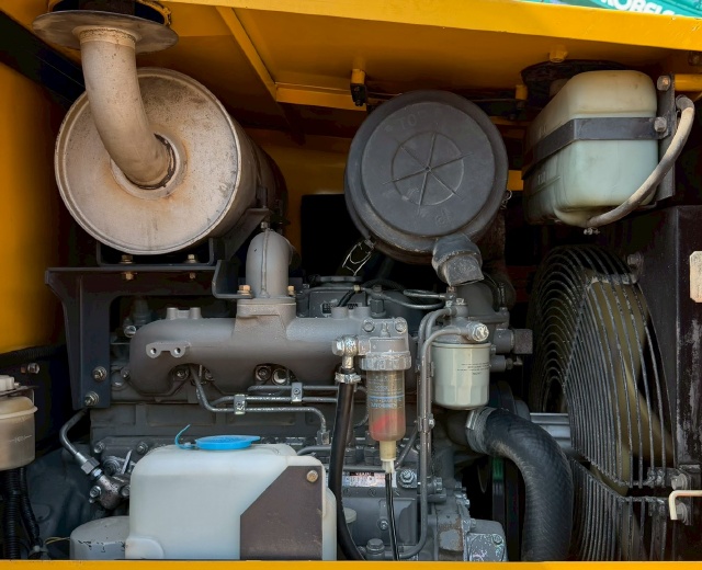 ขายรถตักล้อยาง TCM L13-3 ปี 2006 นำเข้าจากญี่ปุ่น พร้อมใช้ มีVDOการทำงานครับ ขายรถตักล้อยาง TCM L13-3 ปี 2006 นำเข้าจากญี่ปุ่น พร้อมใช้ มีVDOการทำงานครับ