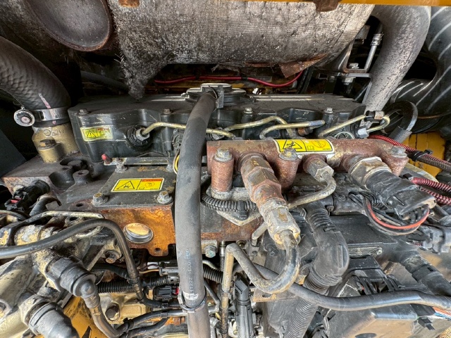 ขายรถตักล้อยาง CAT 910H ปี 2012 แขนยาวพิเศษ นำเข้าจากญี่ปุ่น พร้อมใช้ มีVDOการทำงานครับ