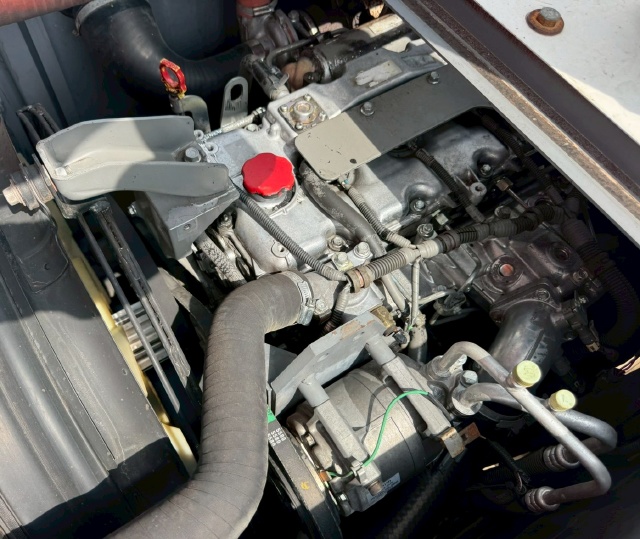 ขายรถขุด HITACHI ZX140W-3 ปี 2012 หัวคีบ นำเข้าจากญี่ปุ่น พร้อมใช้ มีVDOการทำงานครับ ขายรถขุด HITACHI ZX140W-3 ปี 2012 หัวคีบ นำเข้าจากญี่ปุ่น พร้อมใช้ มีVDOการทำงานครับ