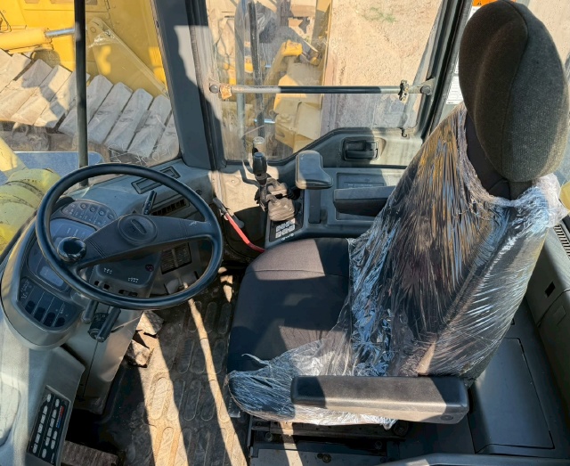 ขายรถตักล้อยาง KOMATSU WA350-3E นำเข้าจากญี่ปุ่น พร้อมใช้ มีVDOการทำงานครับ