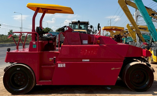 ขายรถบด SAKAI TZ701 ปี 2003 นำเข้าจากญี่ปุ่น พร้อมใช้ มีVDOการทำงานครับ