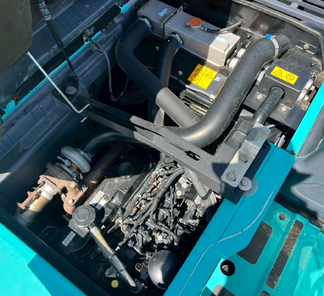 ขายรถขุด KOBELCO SK135SR-2 ปี 2013 นำเข้าจากญี่ปุ่น พร้อมใช้ มีVDOการทำงานครับ