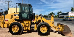 ขายรถตักล้อยาง CAT 910K ปี 2015 แขนยาวพิเศษ พร้อมใช้ มีVDOการทำงานครับ ขายรถตักล้อยาง CAT 910K ปี 2015 แขนยาวพิเศษ พร้อมใช้ มีVDOการทำงานครับ